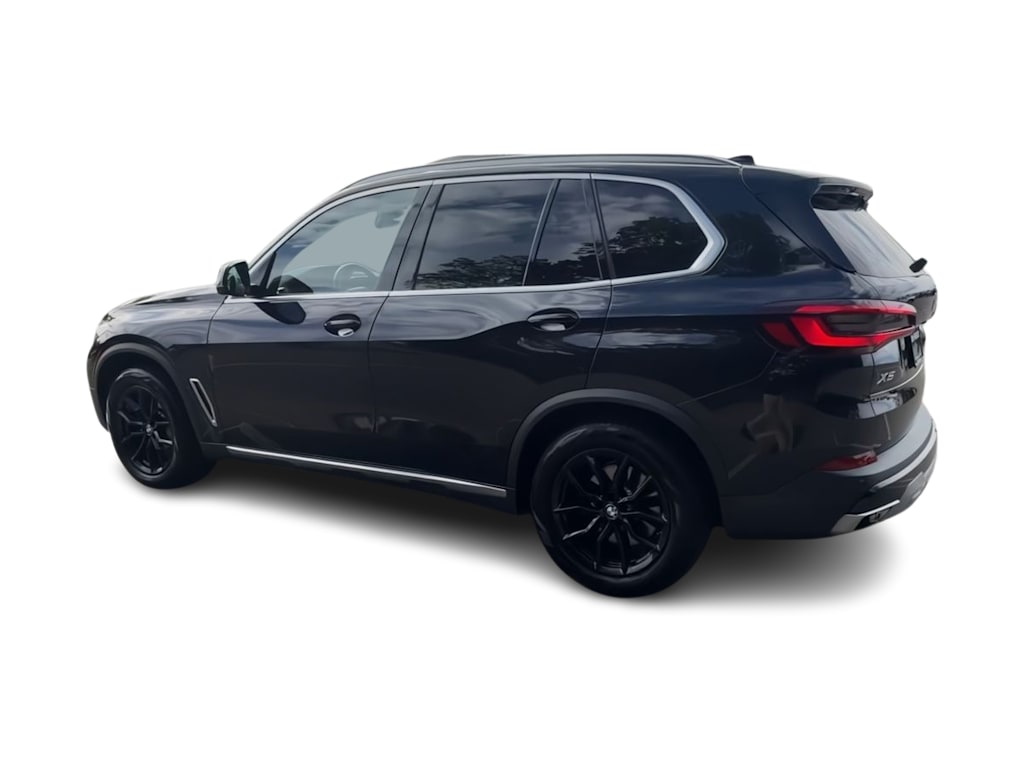 Thumbnail: 2021 BMW X5 - 23