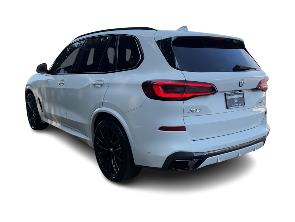 Thumbnail: 2021 BMW X5 - 4