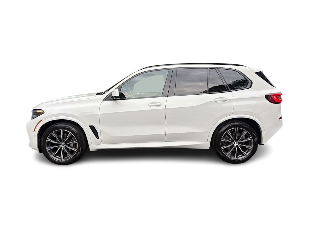 Thumbnail: 2021 BMW X5 - 3