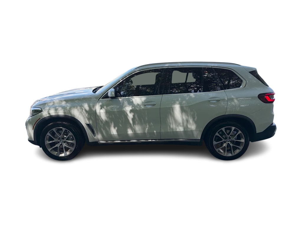 Thumbnail: 2023 BMW X5 - 23