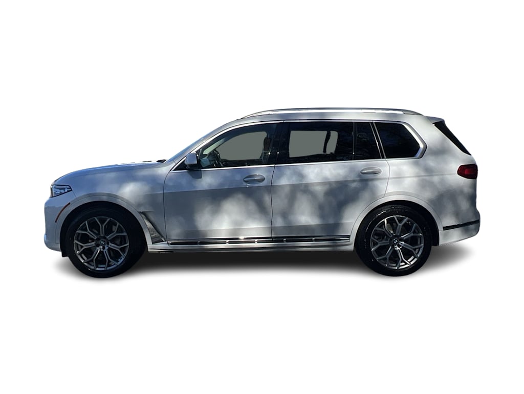 Thumbnail: 2021 BMW X7 - 25