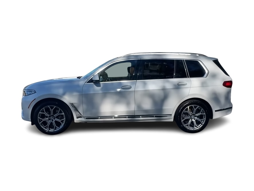 Thumbnail: 2021 BMW X7 - 3
