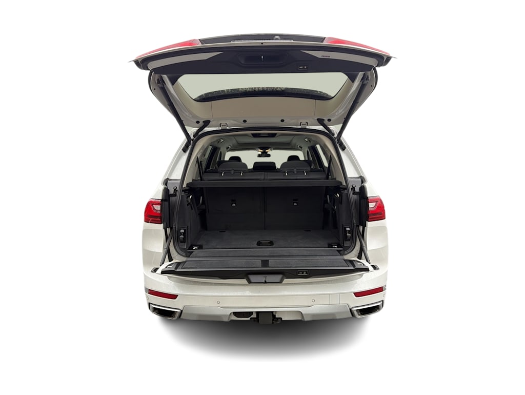 Thumbnail: 2021 BMW X7 - 16