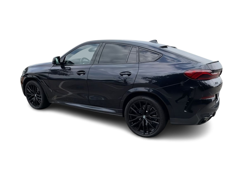 Thumbnail: 2022 BMW X6 - 3