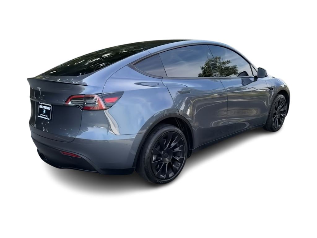 Thumbnail: 2023 Tesla Model Y - 16