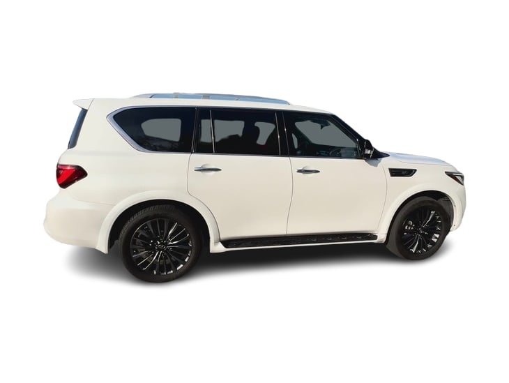 2022 INFINITI QX80 Luxe 23