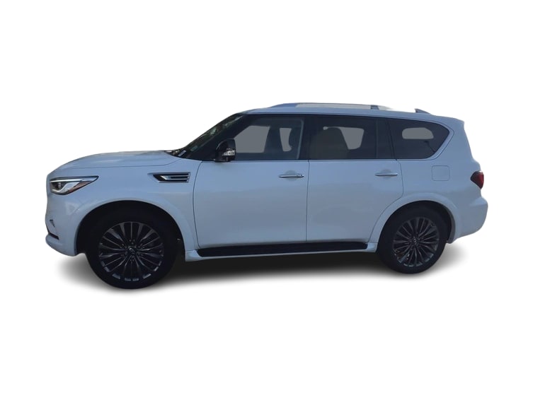 2022 INFINITI QX80 Luxe 3