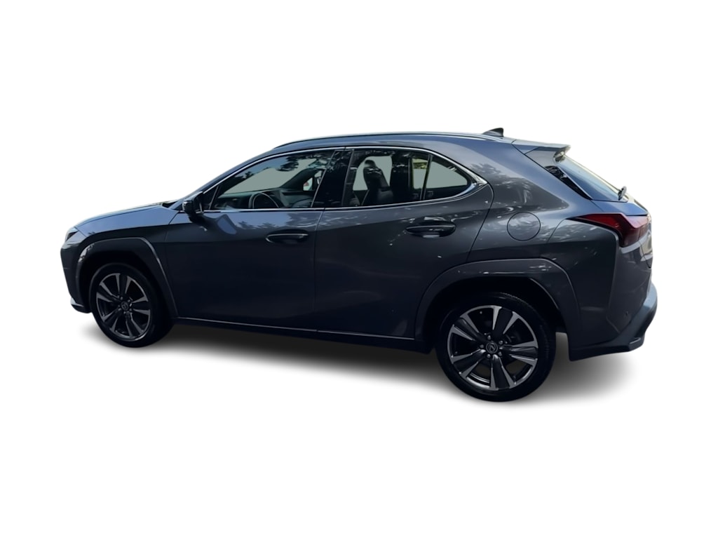 Thumbnail: 2024 Lexus UX - 3