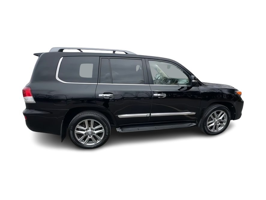 2014 Lexus LX 570 23