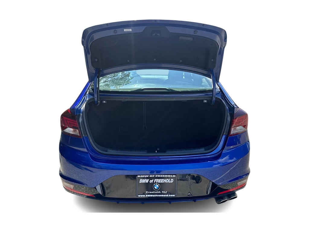 Thumbnail: 2019 Hyundai Elantra - 18