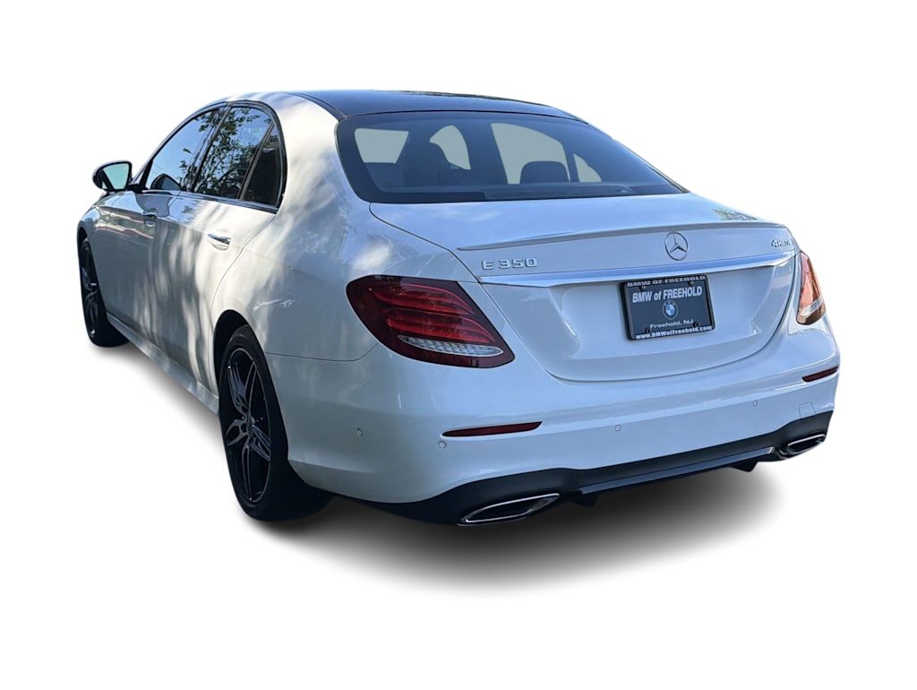 Thumbnail: 2020 Mercedes-Benz E-Class - 4