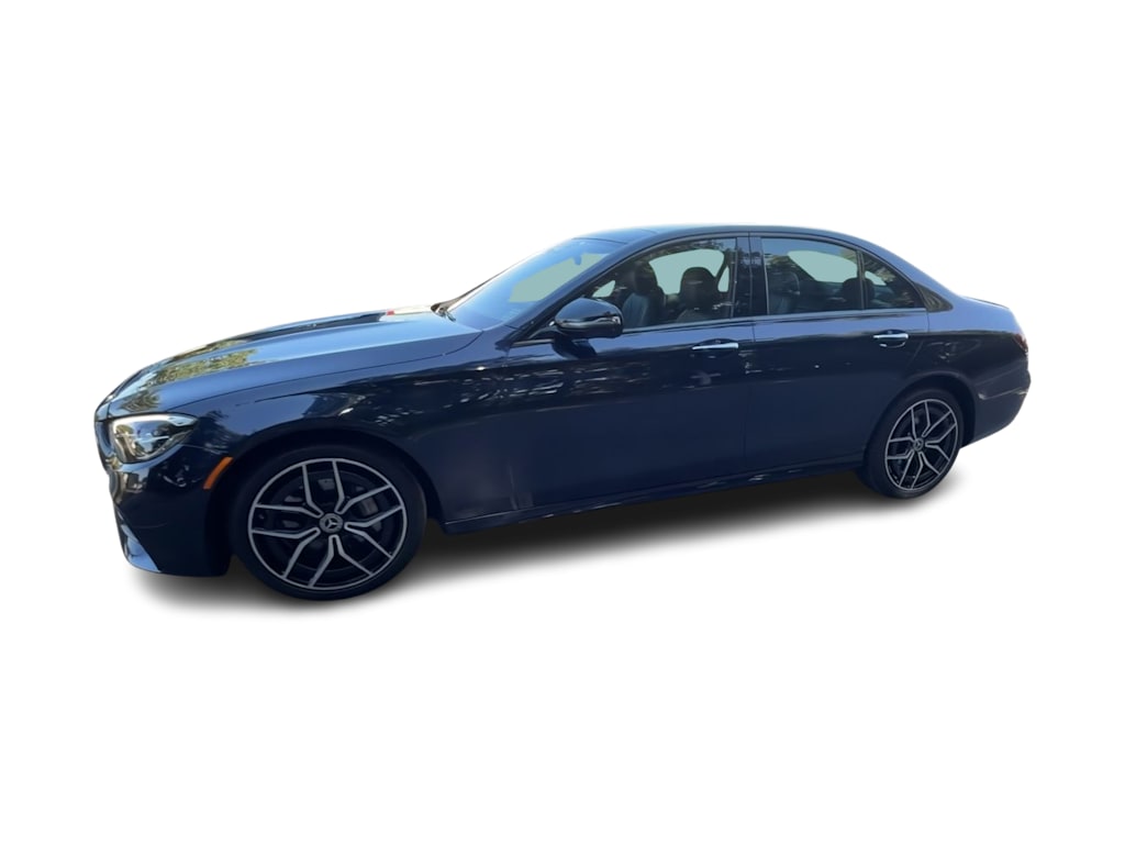 Thumbnail: 2022 Mercedes-Benz E-Class - 3