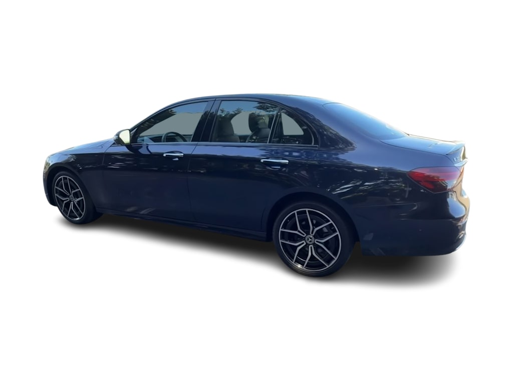 Thumbnail: 2022 Mercedes-Benz E-Class - 19