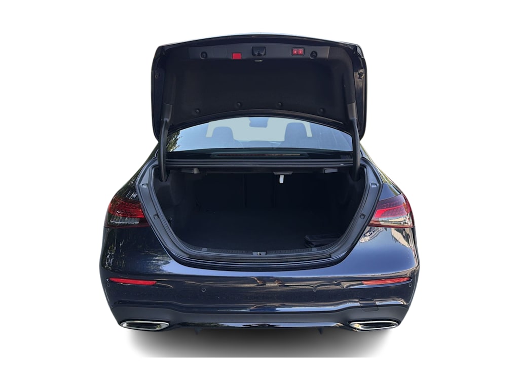 Thumbnail: 2022 Mercedes-Benz E-Class - 16