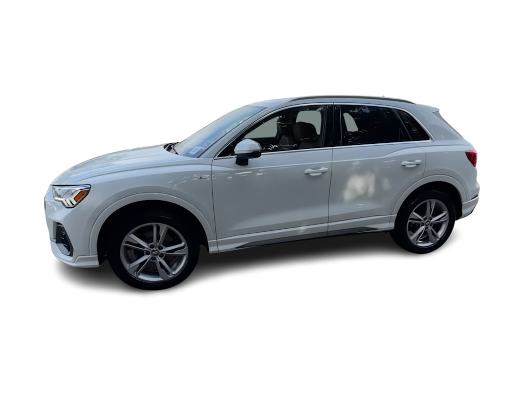 Thumbnail: 2020 Audi Q3 - 3