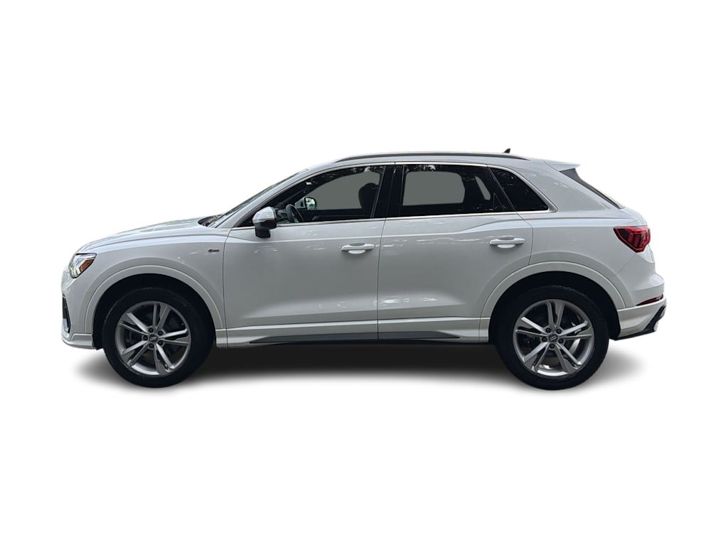 Thumbnail: 2020 Audi Q3 - 26