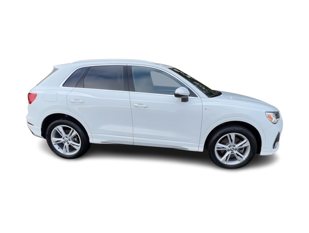 Thumbnail: 2020 Audi Q3 - 25