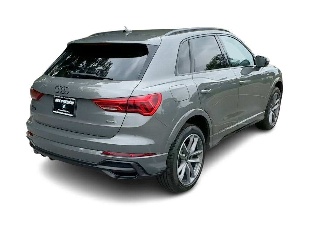 Thumbnail: 2022 Audi Q3 - 24