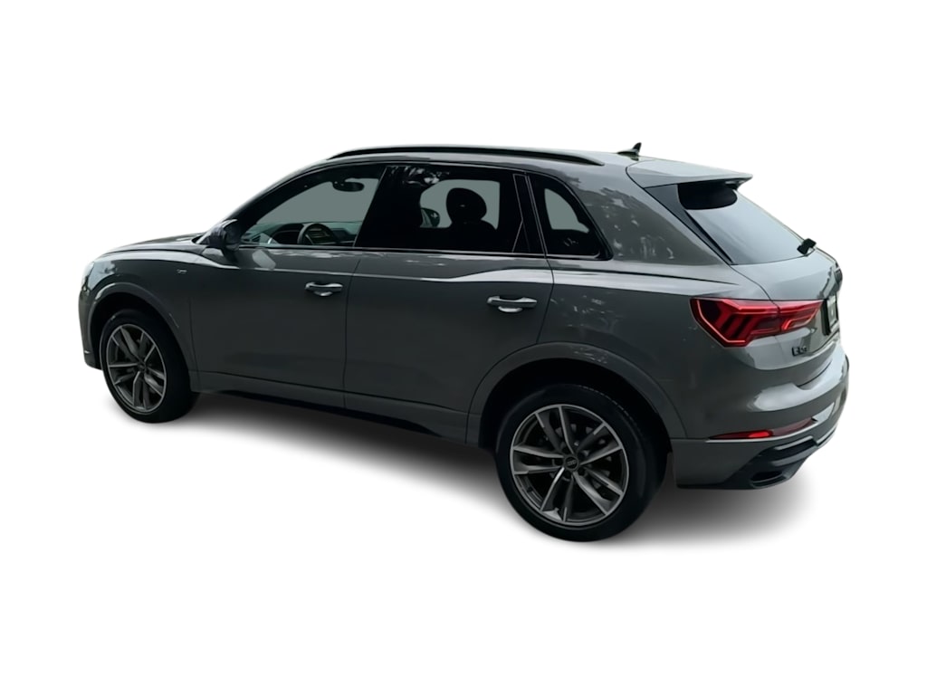 Thumbnail: 2022 Audi Q3 - 23