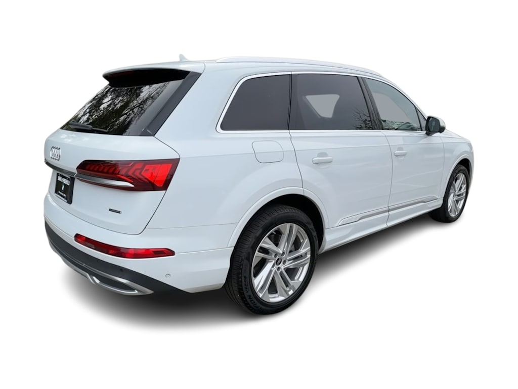 Thumbnail: 2022 Audi Q7 - 25
