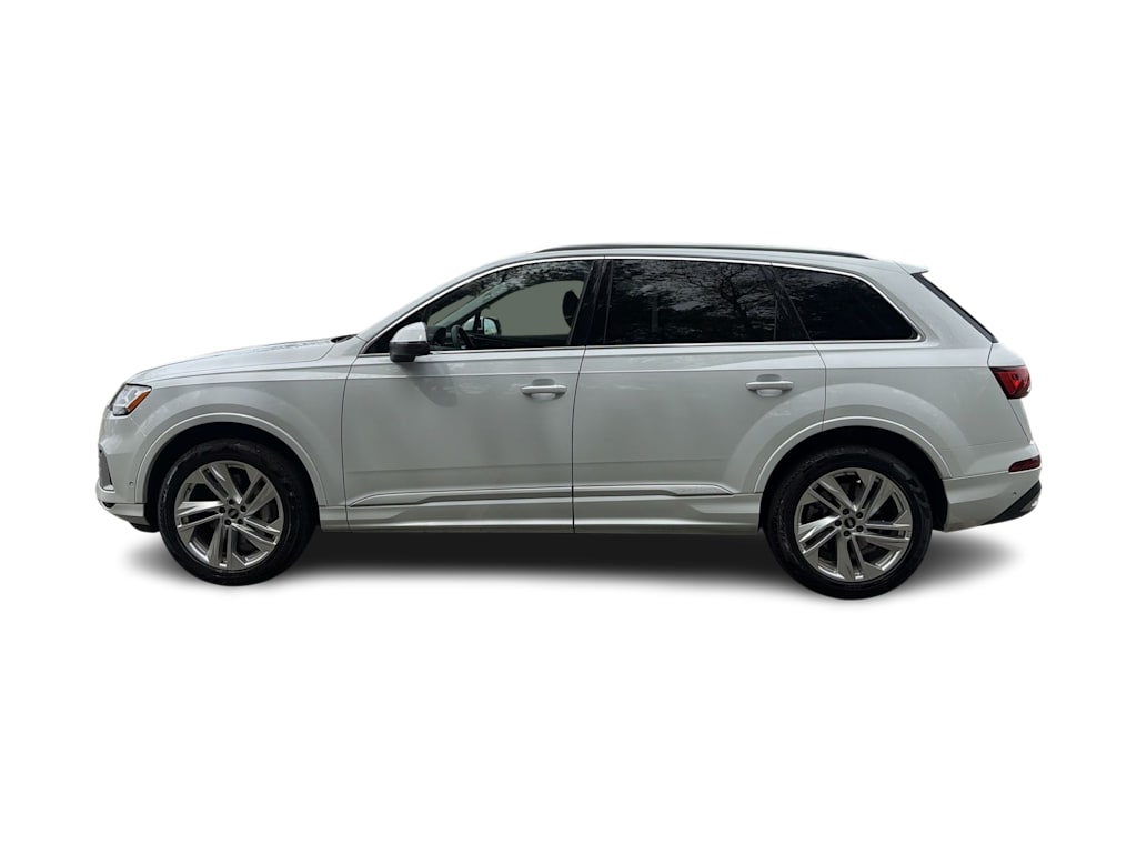 Thumbnail: 2022 Audi Q7 - 27