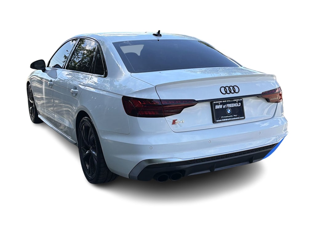 Thumbnail: 2022 Audi S4 - 4