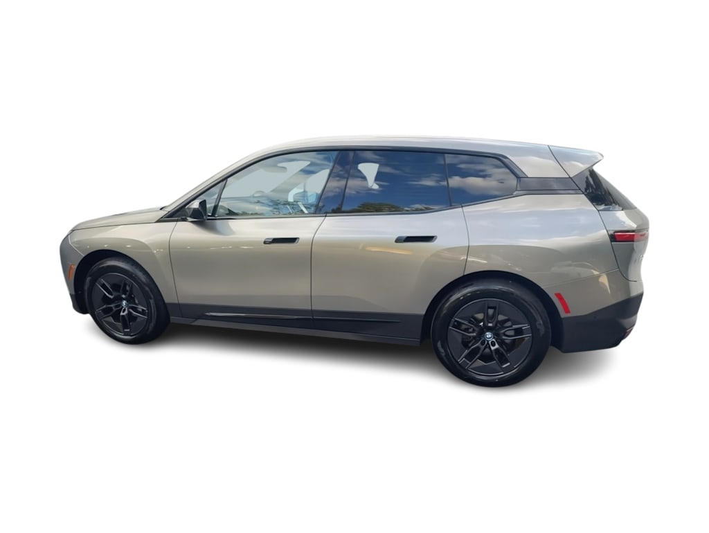 Thumbnail: 2024 BMW iX - 21