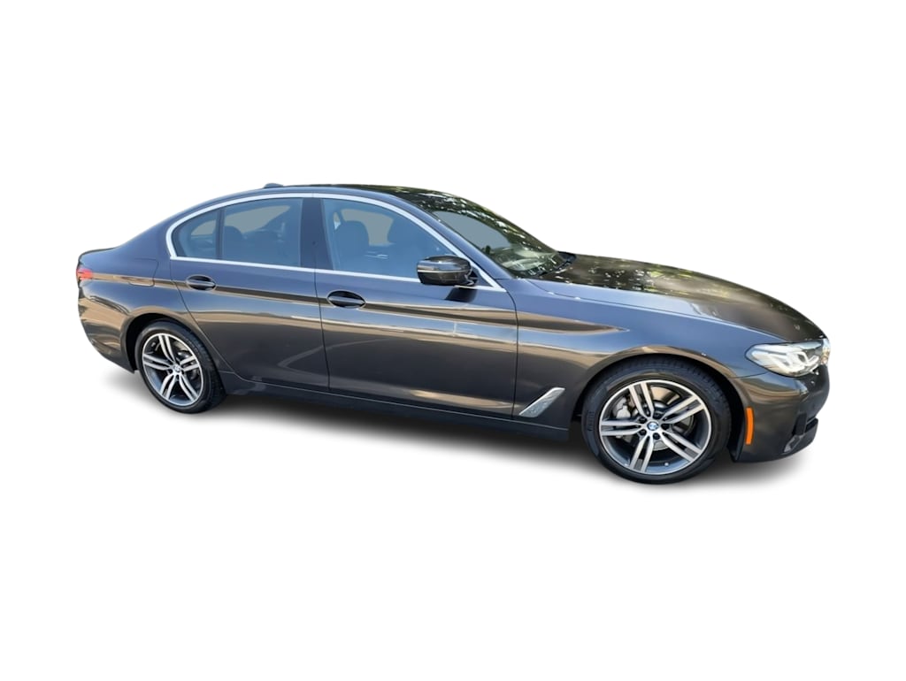 Thumbnail: 2023 BMW 5 Series - 23