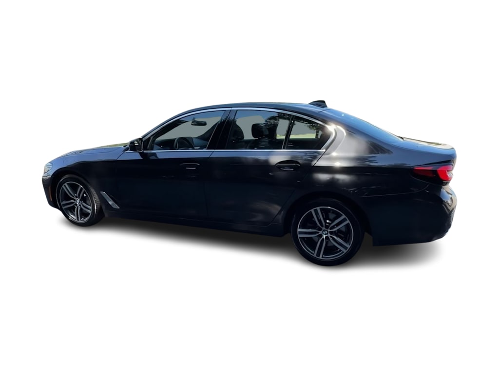 Thumbnail: 2023 BMW 5 Series - 3