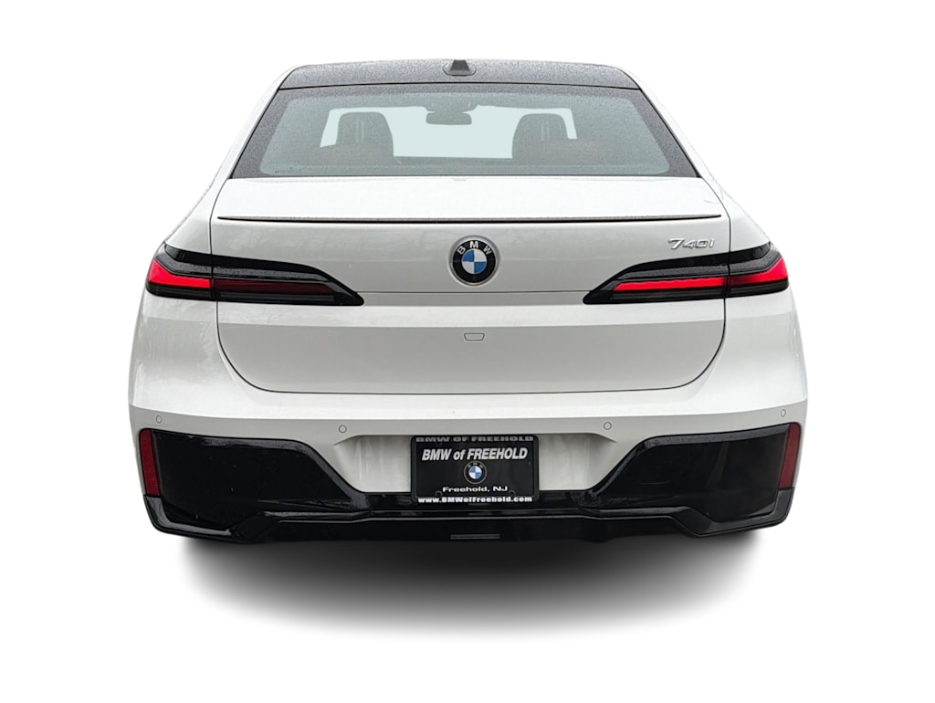 Thumbnail: 2023 BMW 7 Series - 5