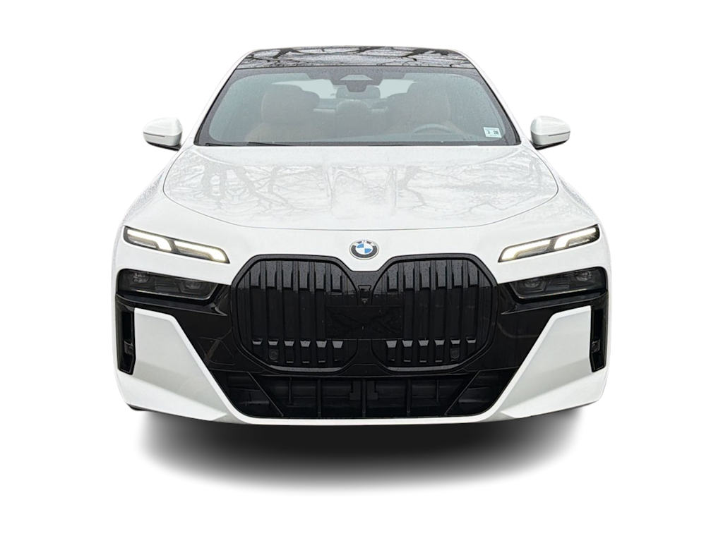 Thumbnail: 2023 BMW 7 Series - 24