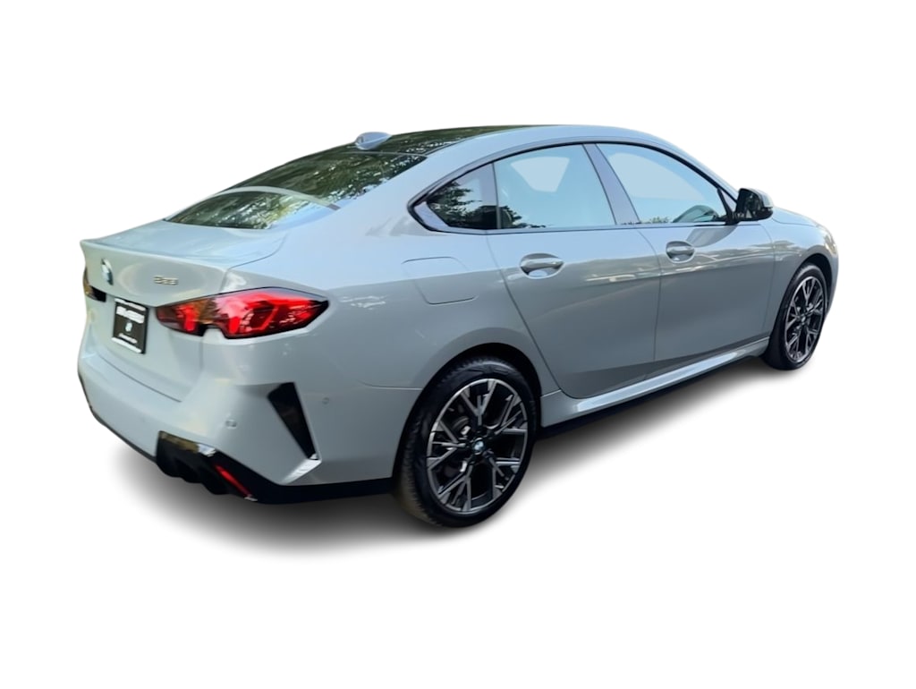 Thumbnail: 2026 BMW 2 Series - 22