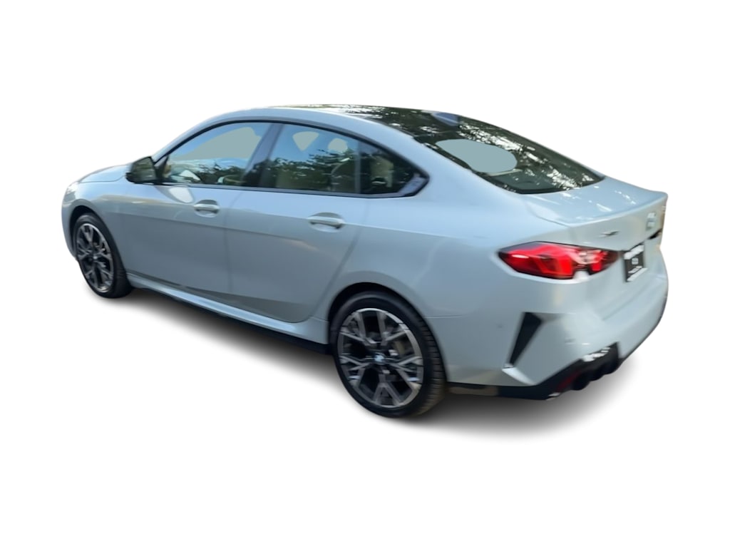 Thumbnail: 2026 BMW 2 Series - 4