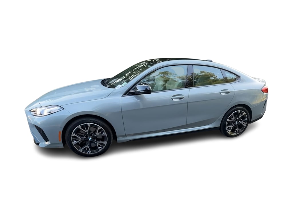 Thumbnail: 2026 BMW 2 Series - 3