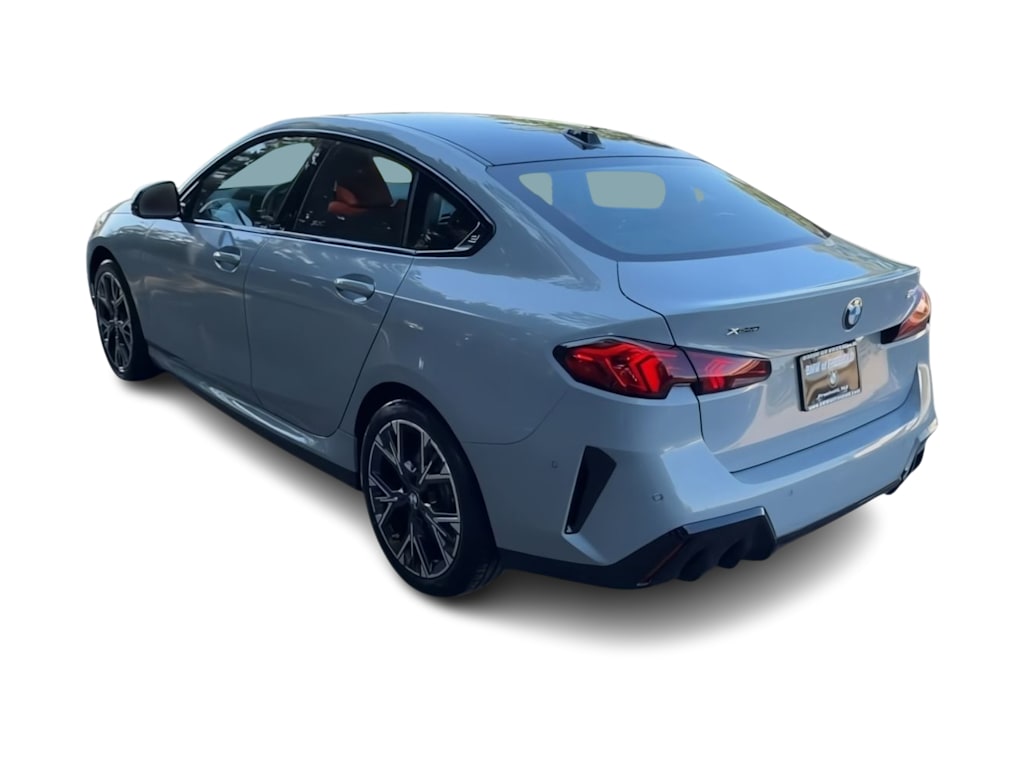 Thumbnail: 2026 BMW 2 Series - 4