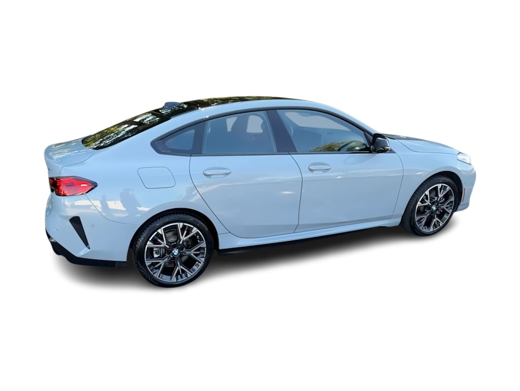 Thumbnail: 2026 BMW 2 Series - 23