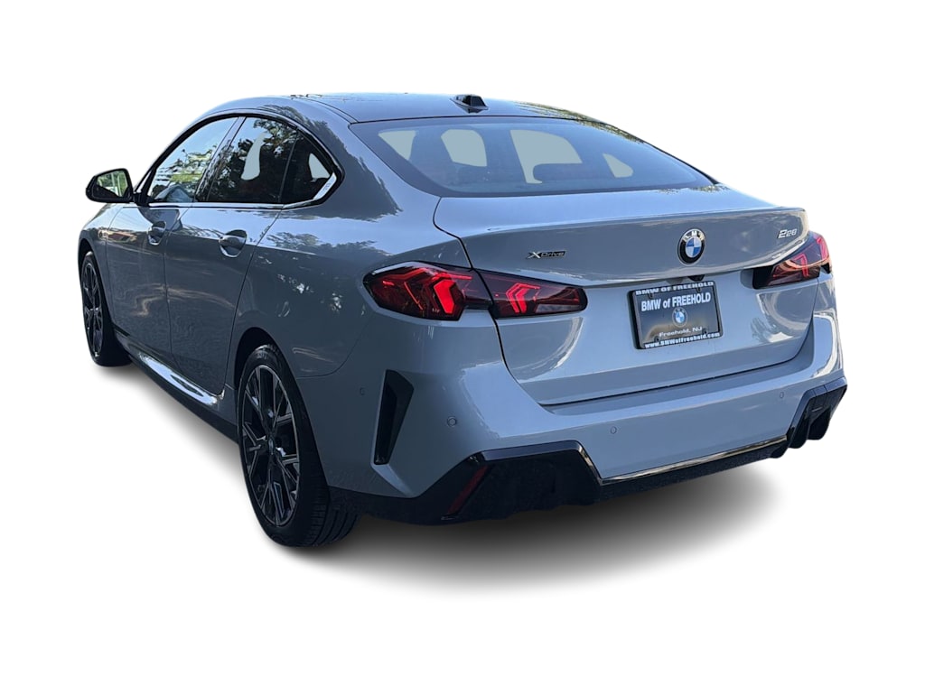 Thumbnail: 2026 BMW 2 Series - 24