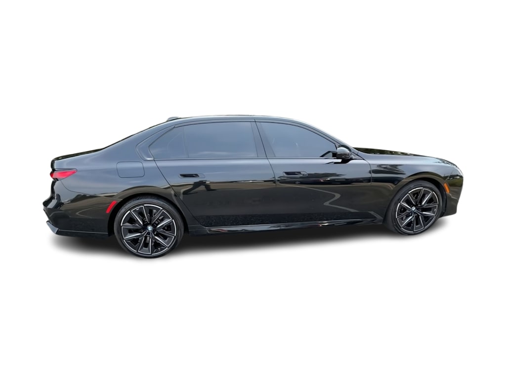 Thumbnail: 2024 BMW 7 Series - 21