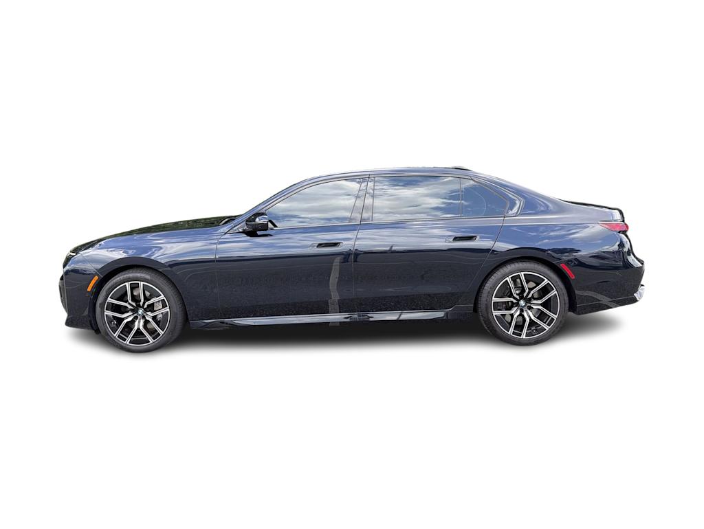 Thumbnail: 2024 BMW 7 Series - 3