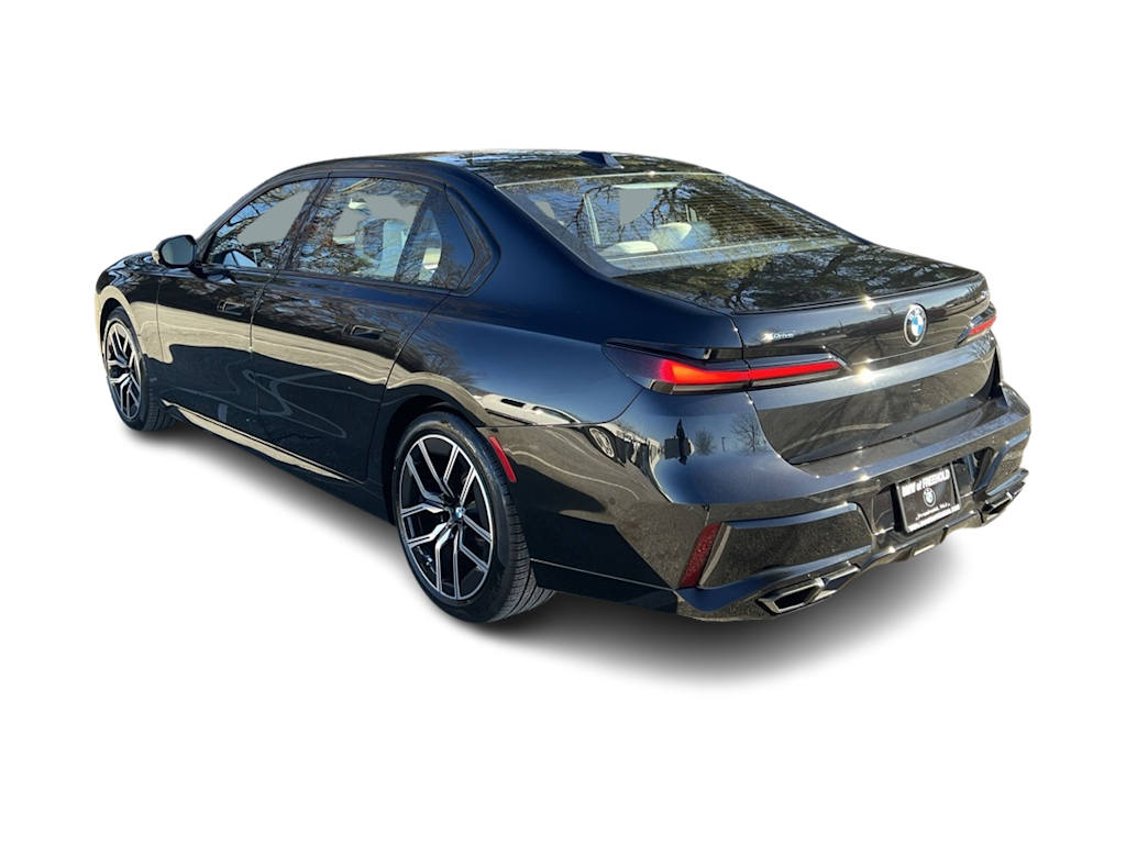 2025 BMW 7 Series 760i xDrive 4