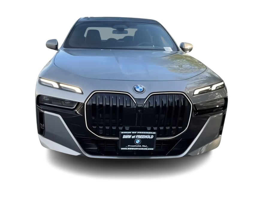 Thumbnail: 2025 BMW 7 Series - 6