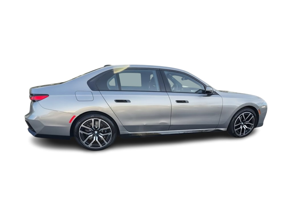Thumbnail: 2025 BMW 7 Series - 21