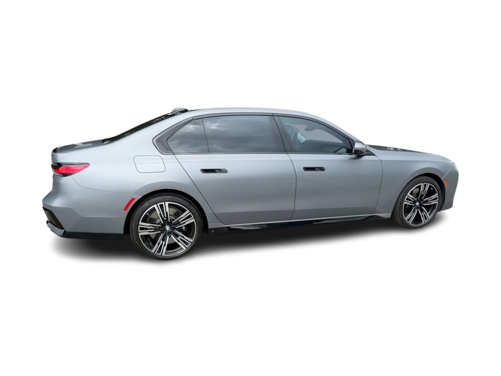 Thumbnail: 2025 BMW 7 Series - 19