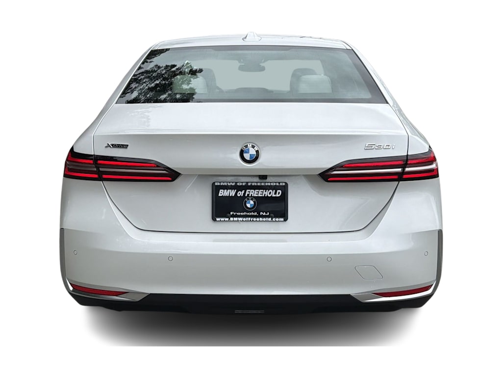 Thumbnail: 2026 BMW 5 Series - 5