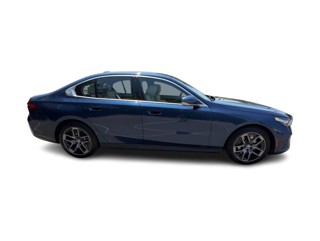 Thumbnail: 2026 BMW 5 Series - 24