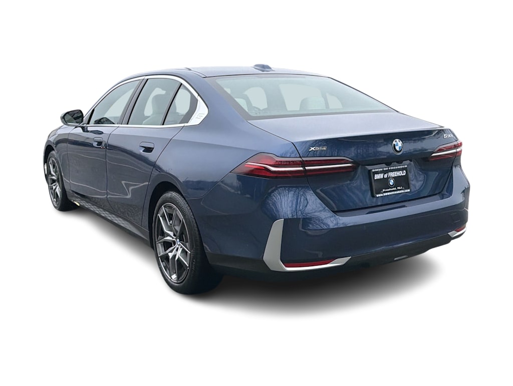 Thumbnail: 2026 BMW 5 Series - 4