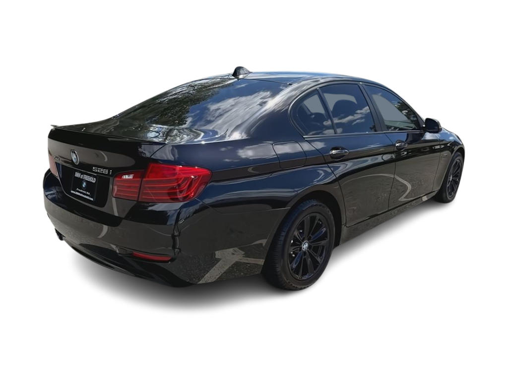 Thumbnail: 2016 BMW 5 Series - 21