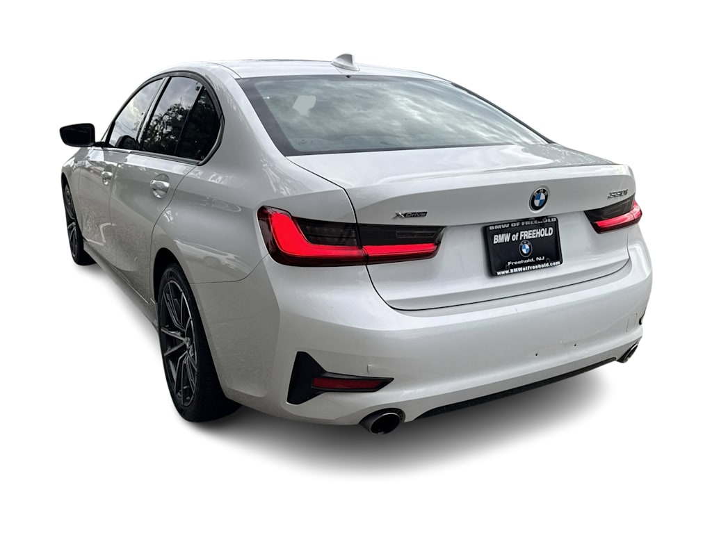 Thumbnail: 2019 BMW 3 Series - 4