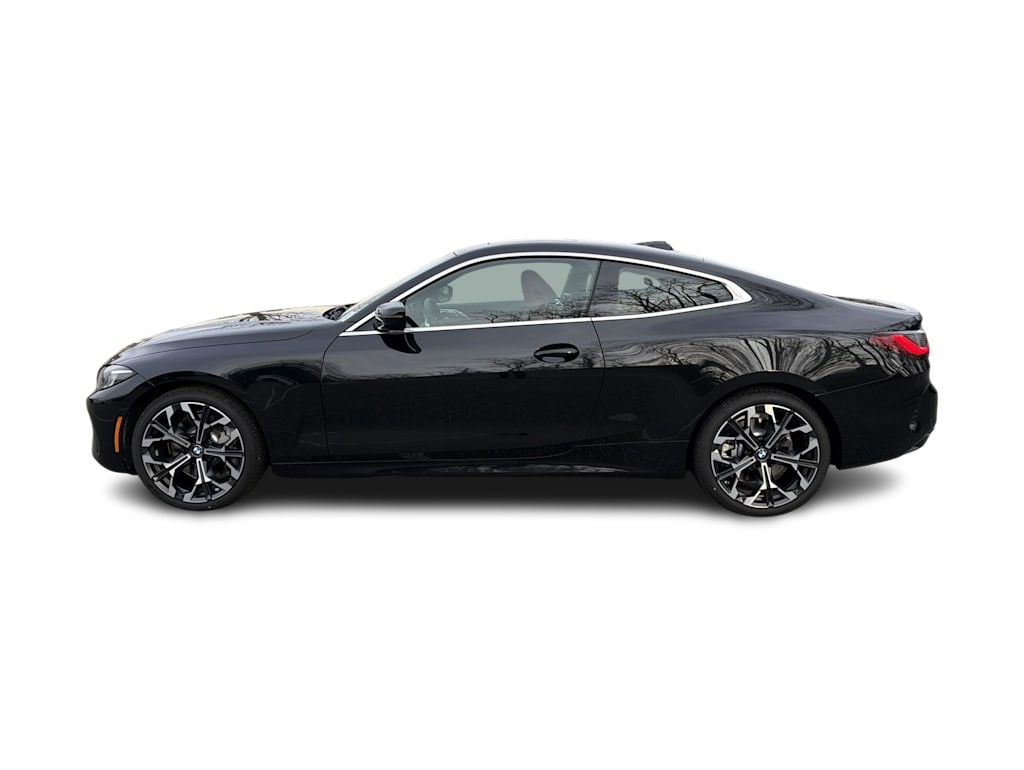 Thumbnail: 2025 BMW 4 Series - 24