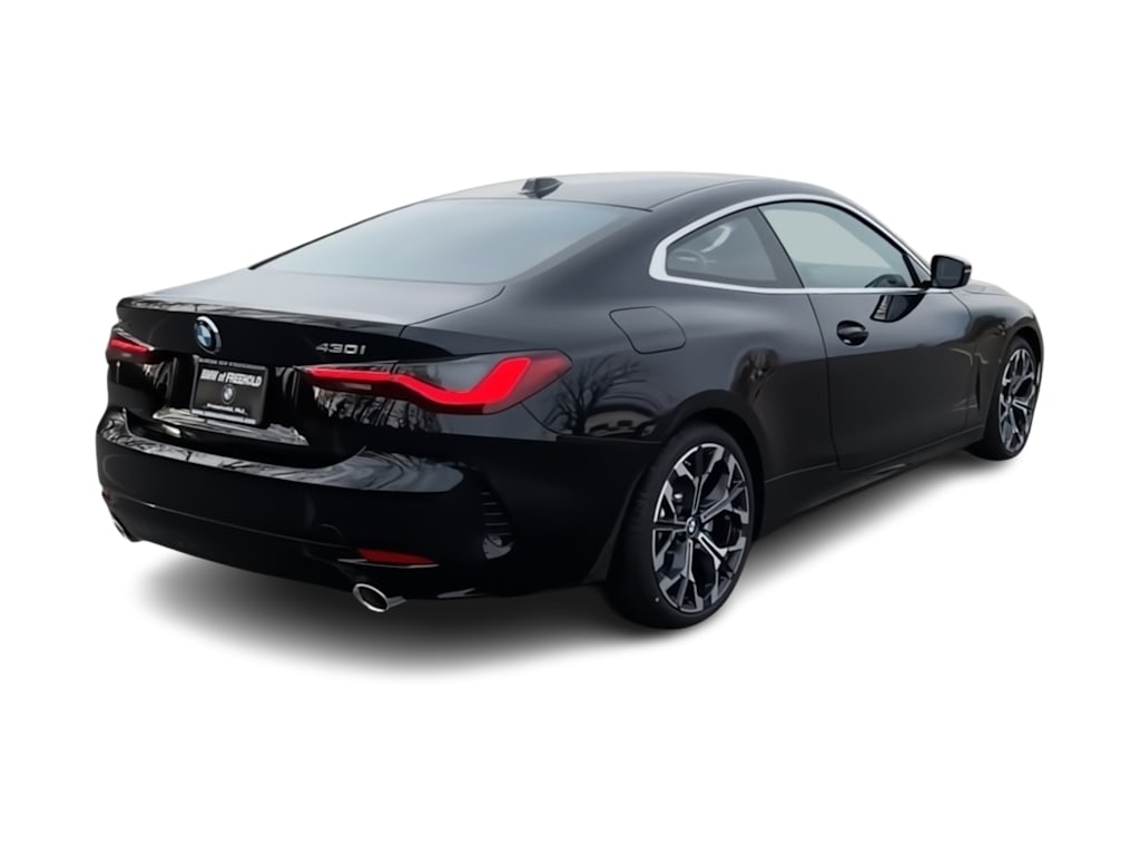 Thumbnail: 2025 BMW 4 Series - 23